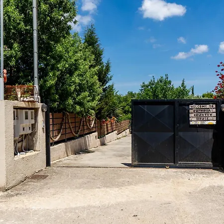 Euphoria Ágios Ioánnis
